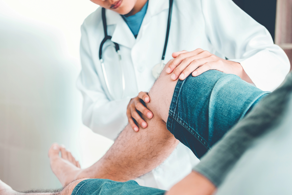knee pain therapy dearborn mi